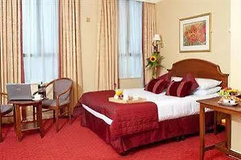 The Victoria Hotel